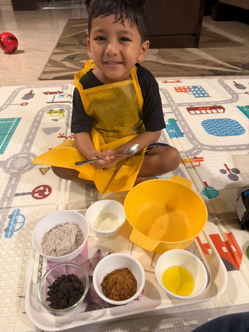 A little baker making Nivala cookies at home