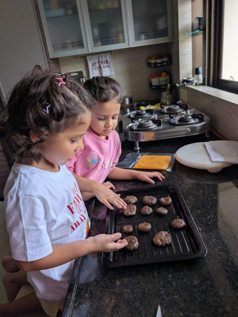 A little baker making Nivala cookies at home